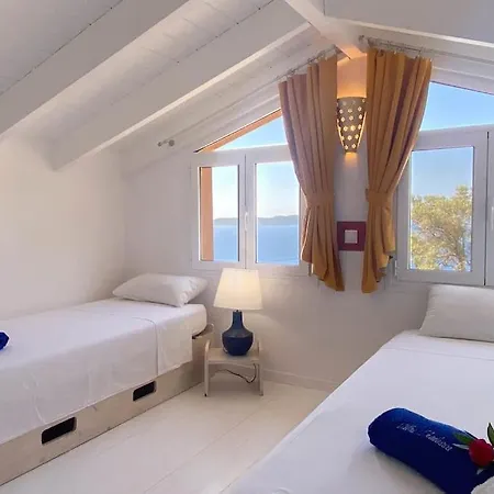 Anatoli - Luxury Seafront With Private Vilă Vasiliki