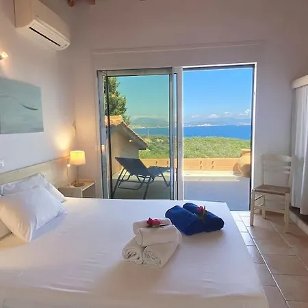 Anatoli - Luxury Seafront With Private
