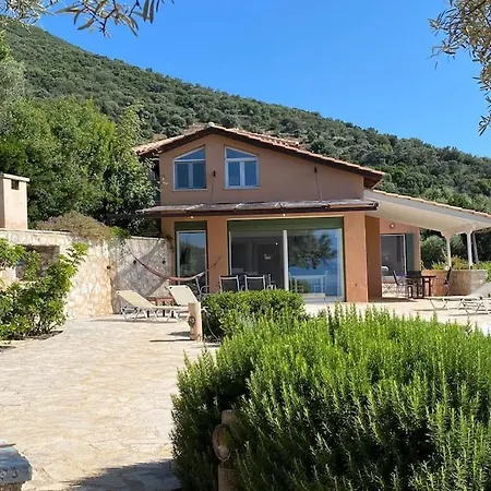 Vilă Anatoli - Luxury Seafront With Private Vasiliki