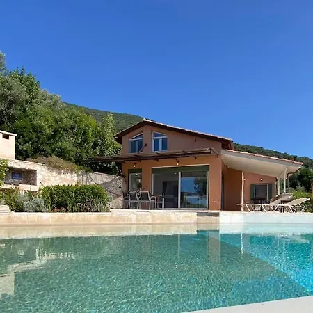 Vilă Anatoli - Luxury Seafront With Private